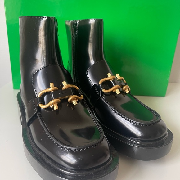 Bottega Veneta Shoes - Bottega Veneta Black Ankle Boots NWT